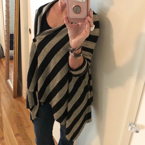 Mystree Sweaters - Mystree Asymmetrical Button Sweater Wrap